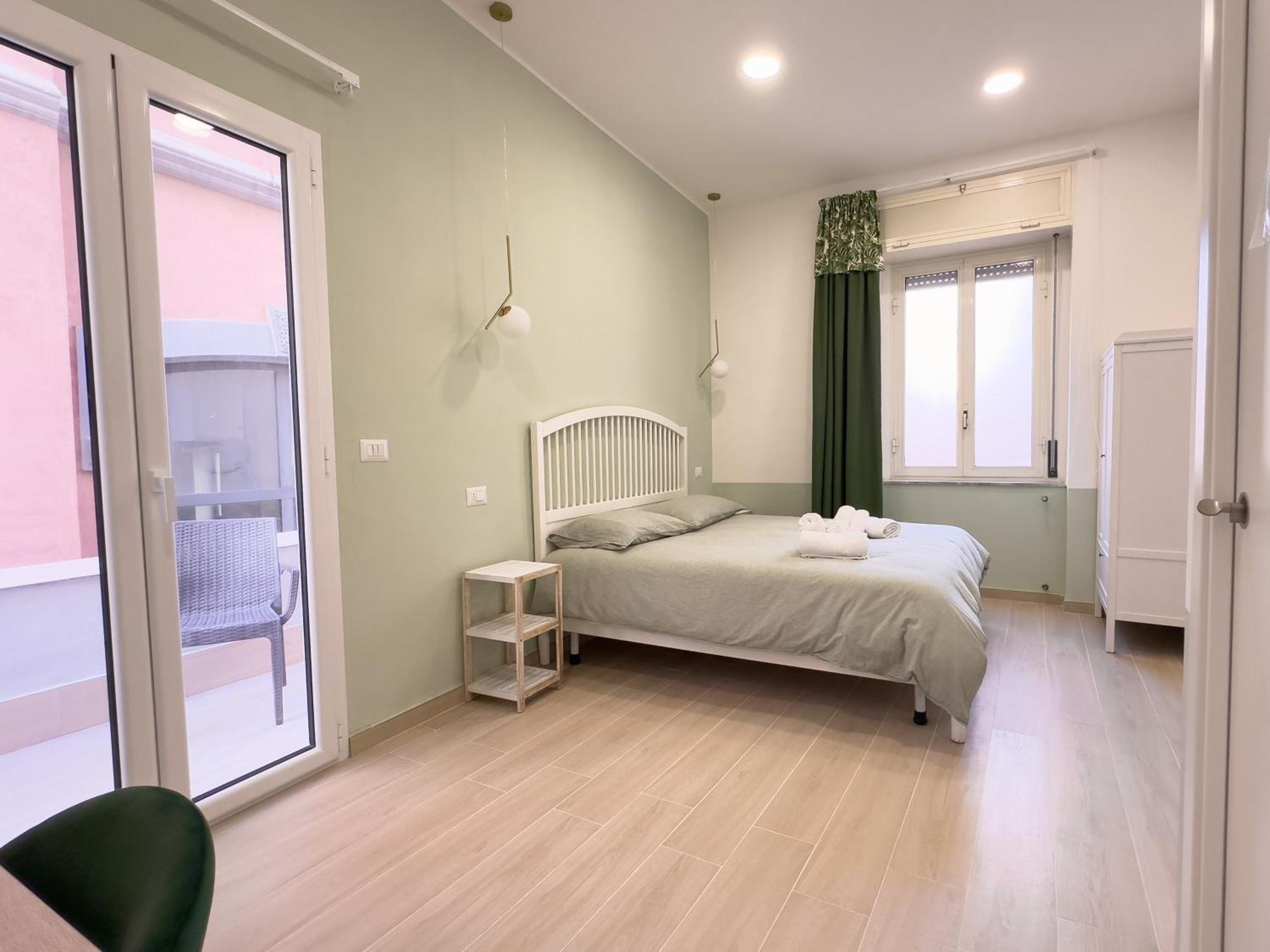Real Poggio Hotel Наполи Екстериор снимка