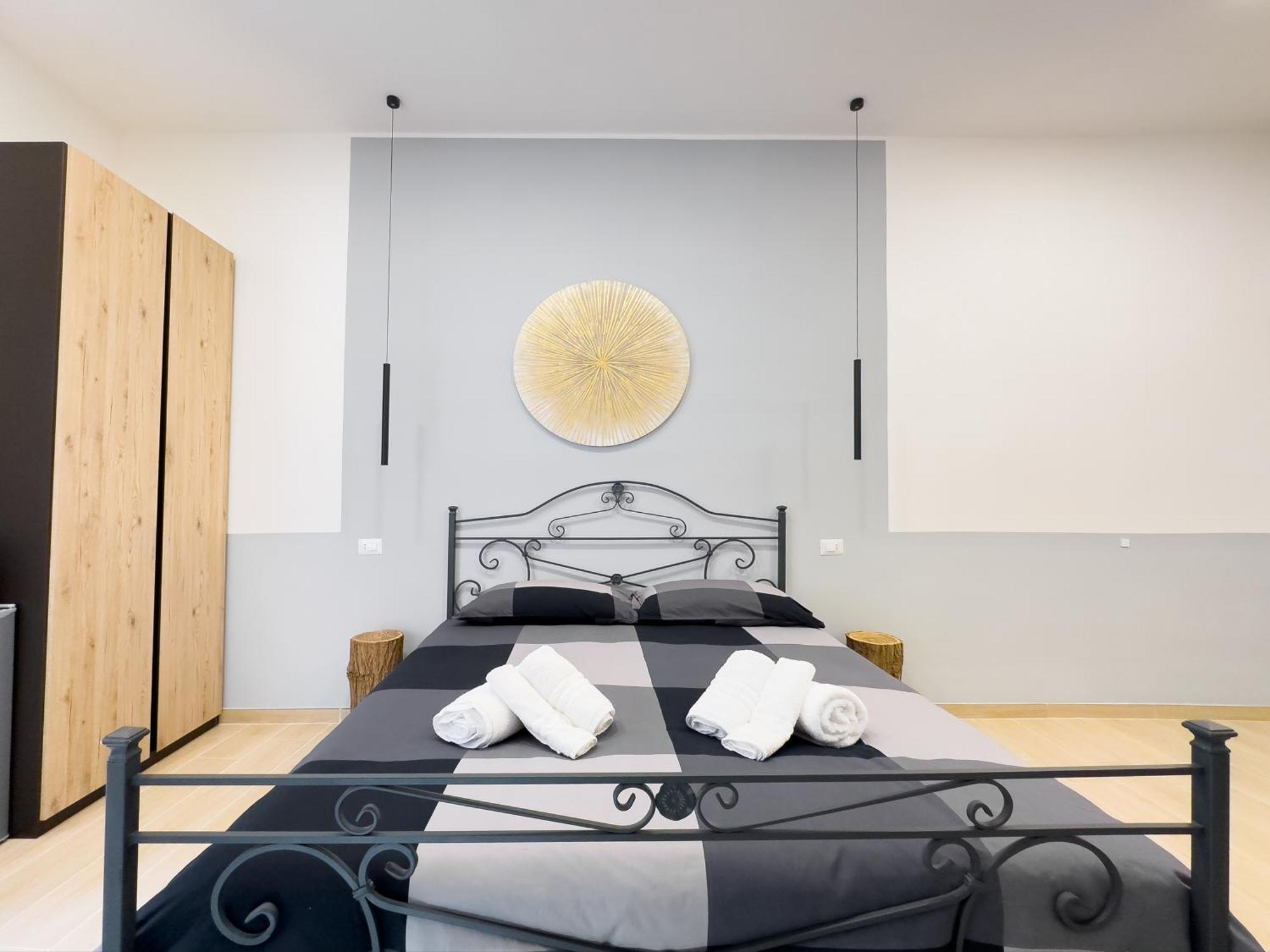Real Poggio Hotel Наполи Екстериор снимка